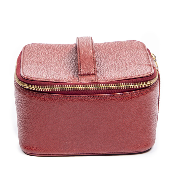 Chanel CC Logo Vanity Case - Picture 3 of 8